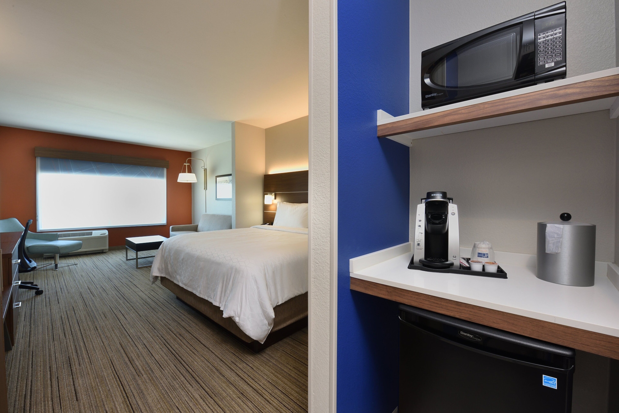 holiday inn express and suites woodlands area an ihg hotel