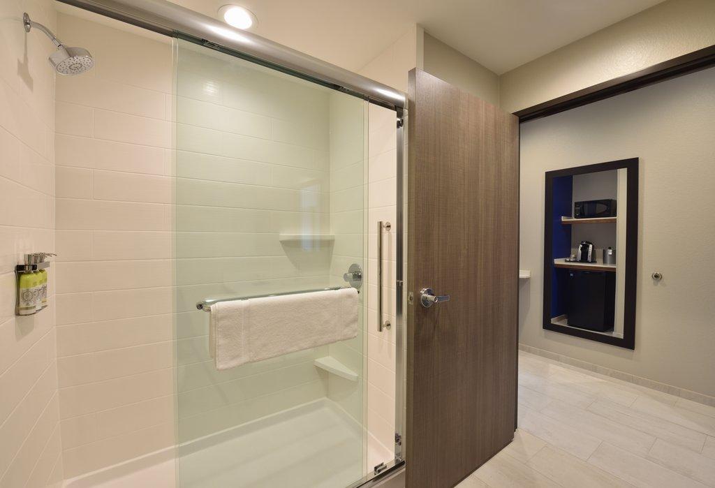 holiday inn express and suites woodlands area an ihg hotel