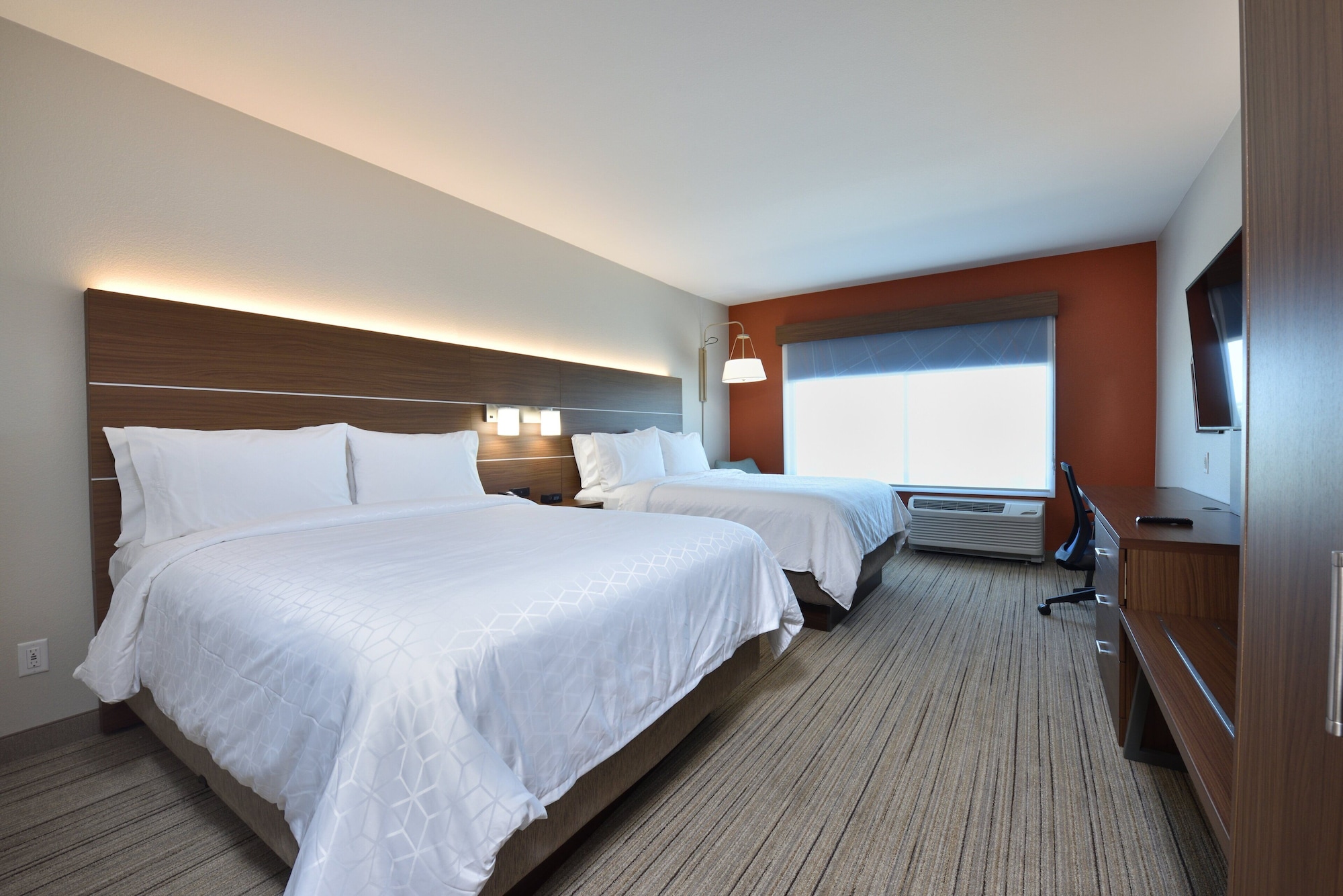 holiday inn express and suites woodlands area an ihg hotel