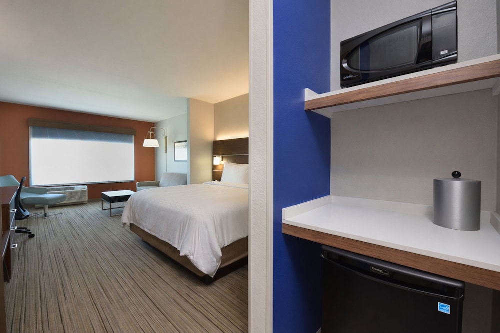 holiday inn express and suites woodlands area an ihg hotel