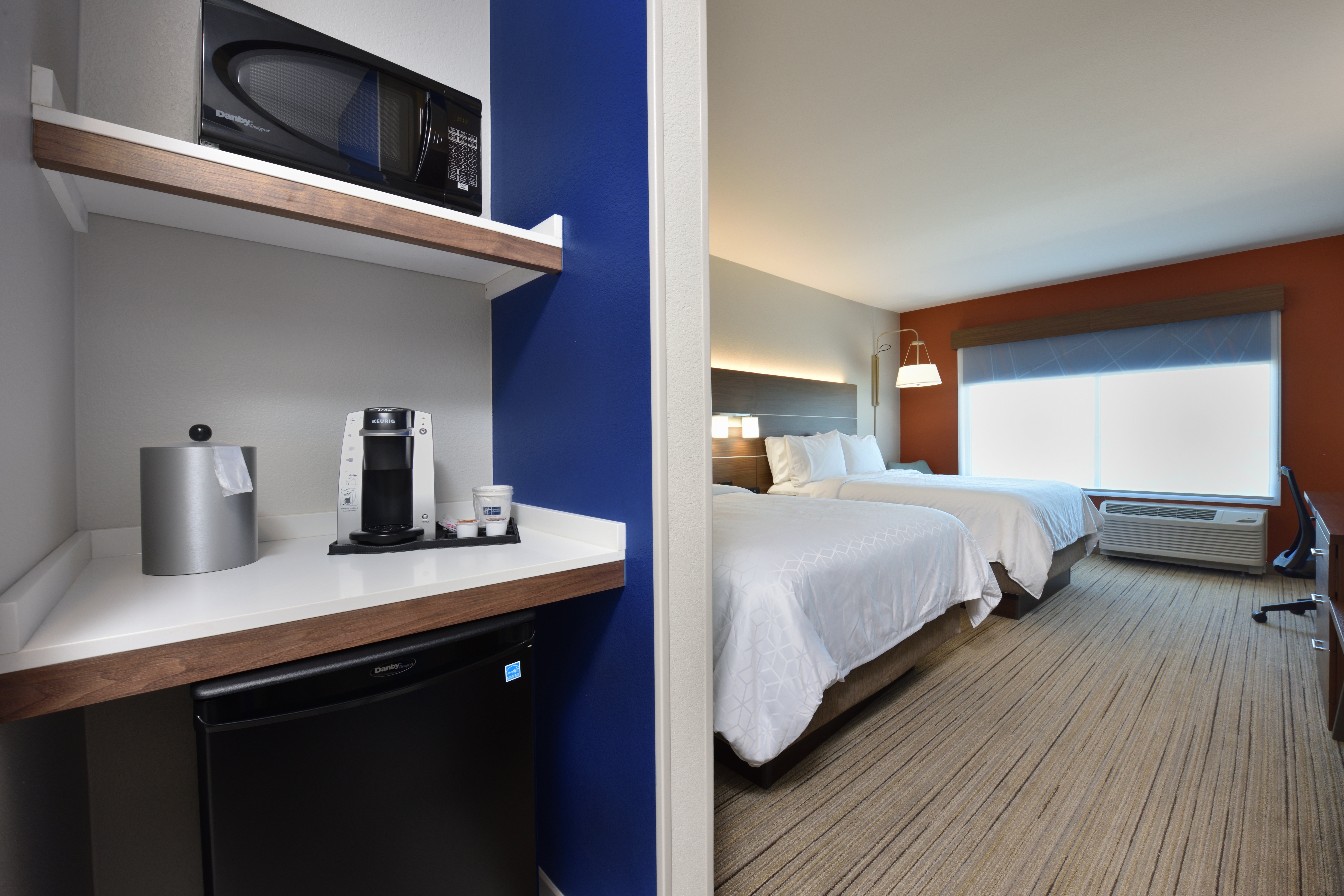holiday inn express and suites woodlands area an ihg hotel