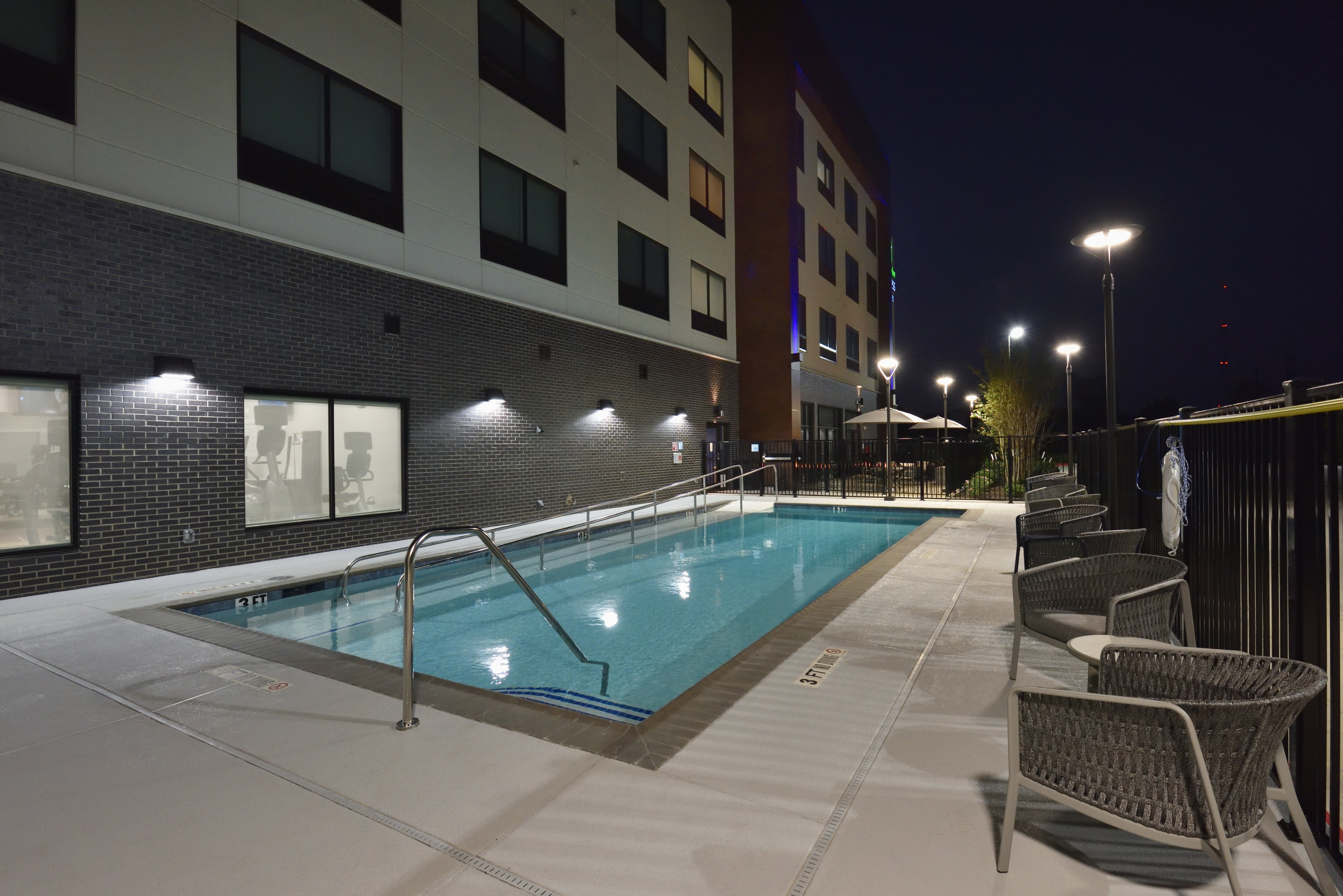 holiday inn express and suites woodlands area an ihg hotel