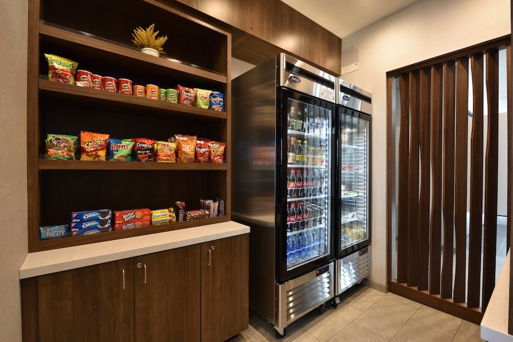 holiday inn express and suites woodlands area an ihg hotel