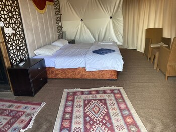 hasan zawaideh luxury camp 2