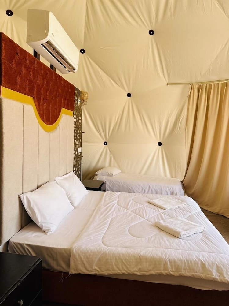 hasan zawaideh luxury camp 2