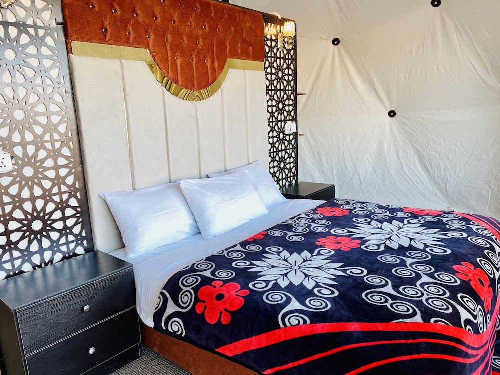 hasan zawaideh luxury camp 2