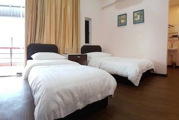 sipadan haven crystal jade inns