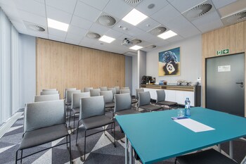 holiday inn express warsaw mokotow an ihg hotel