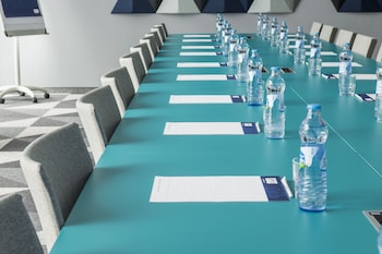 holiday inn express warsaw mokotow an ihg hotel