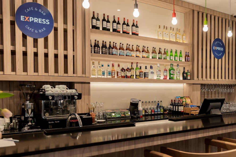 holiday inn express warsaw mokotow an ihg hotel