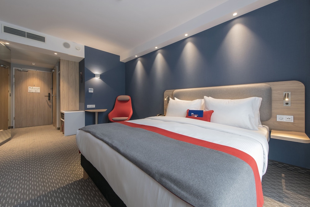 holiday inn express warsaw mokotow an ihg hotel