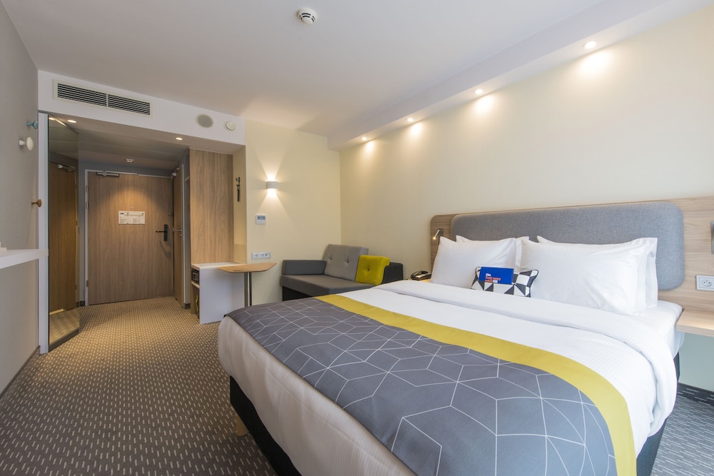 holiday inn express warsaw mokotow an ihg hotel