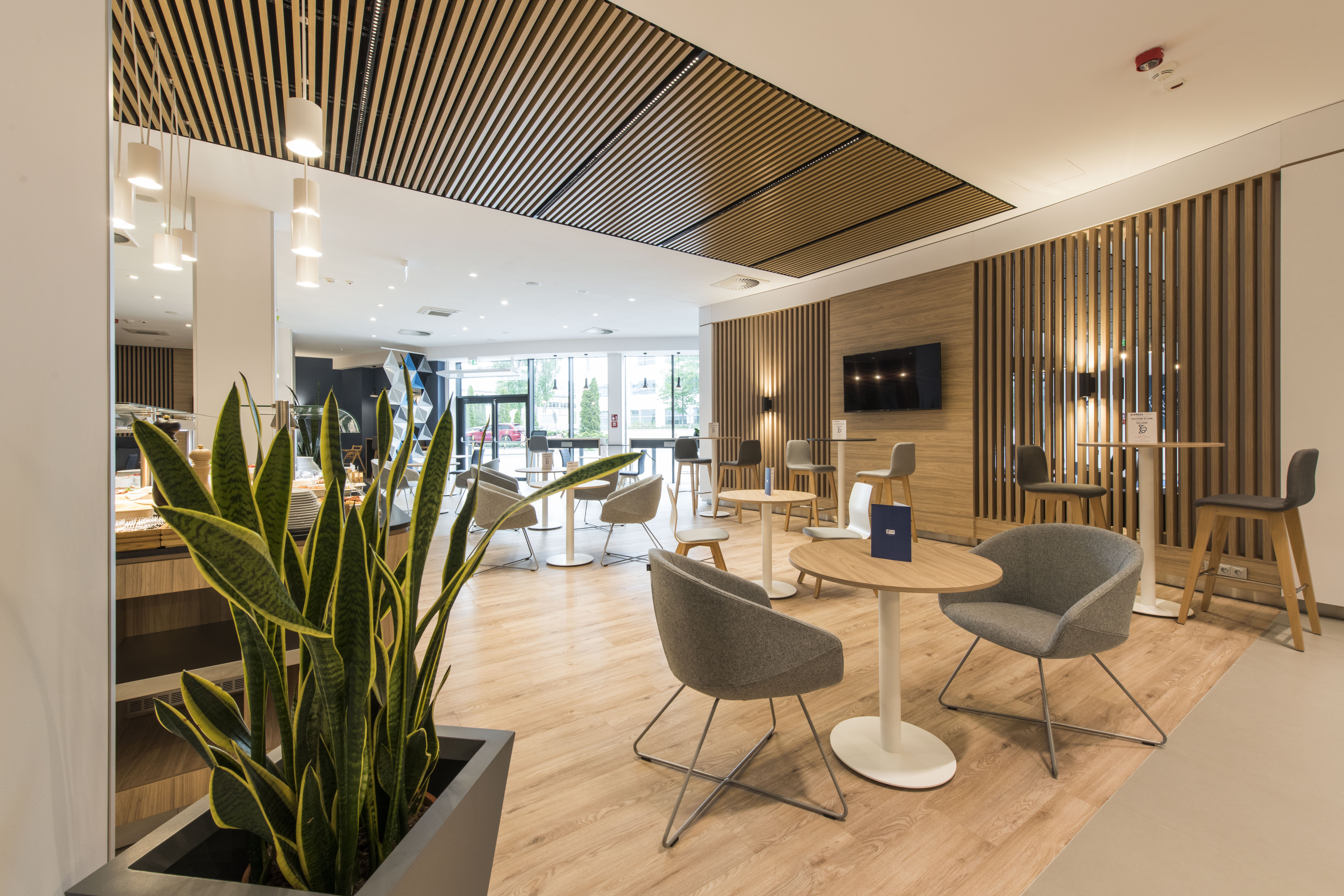 holiday inn express warsaw mokotow an ihg hotel