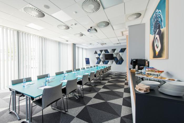 holiday inn express warsaw mokotow an ihg hotel