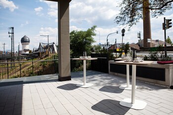 holiday inn express darmstadt an ihg hotel