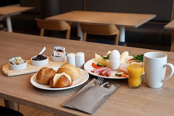 holiday inn express darmstadt an ihg hotel