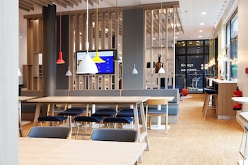 holiday inn express darmstadt an ihg hotel