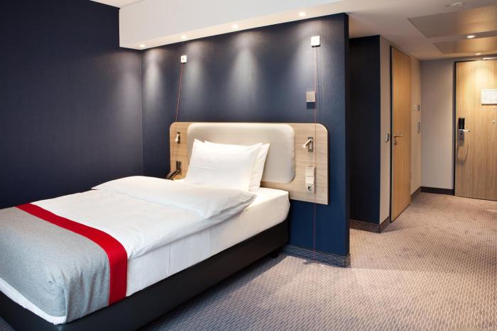 holiday inn express darmstadt an ihg hotel