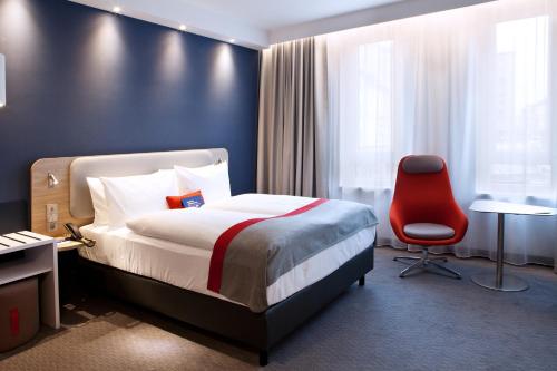 holiday inn express darmstadt an ihg hotel