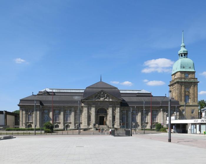 holiday inn express darmstadt an ihg hotel