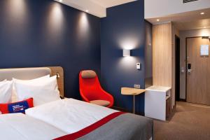 holiday inn express darmstadt an ihg hotel