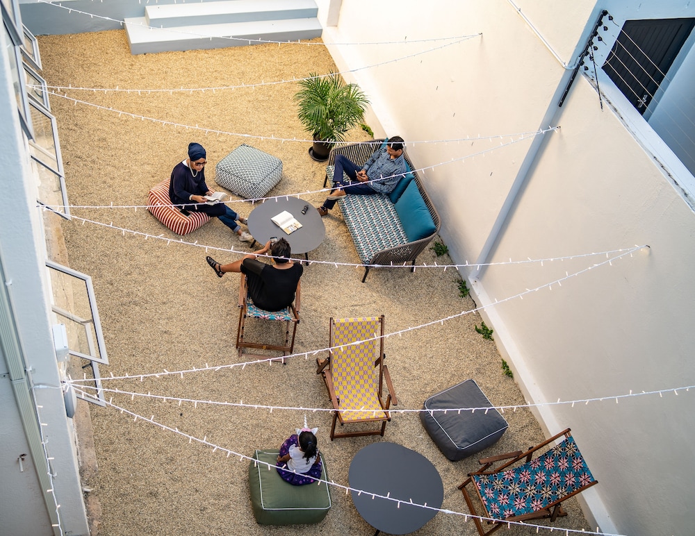 curiocity cape town hostel