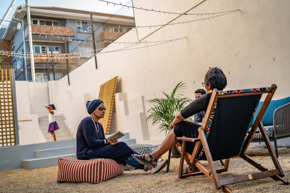 curiocity cape town hostel