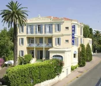 hotel alexandra  boutique hotel