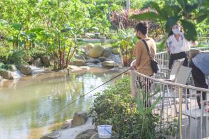 fame hall garden hotel