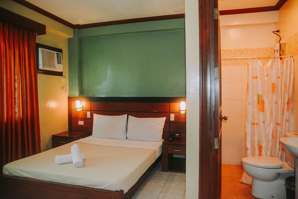 Southgate Inn,Guanzon Street 6111 Kabankalan,3 star