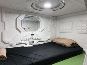 Abbotsford Private Rooms & Pods @ 15 Charles Homestay,Carlton>>Abbotsford,2 star