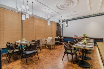 manxin hotel qingdao zhanqiao