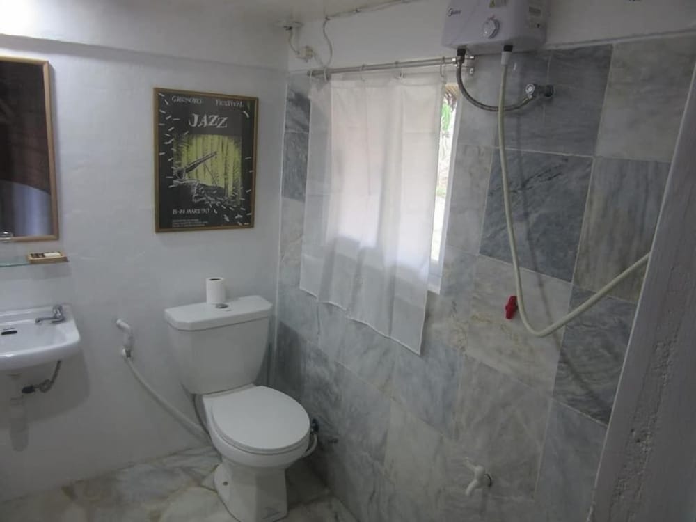 coral canyon romblon hostel