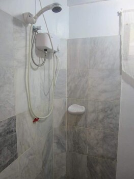 coral canyon romblon hostel