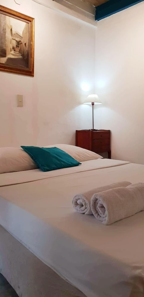 coral canyon romblon hostel