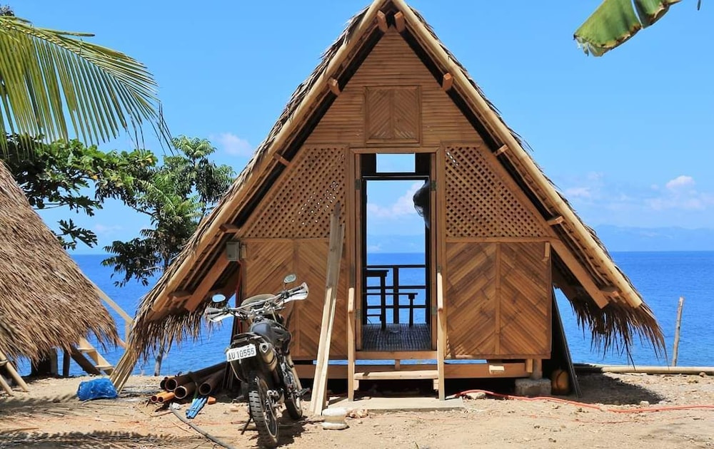 coral canyon romblon hostel