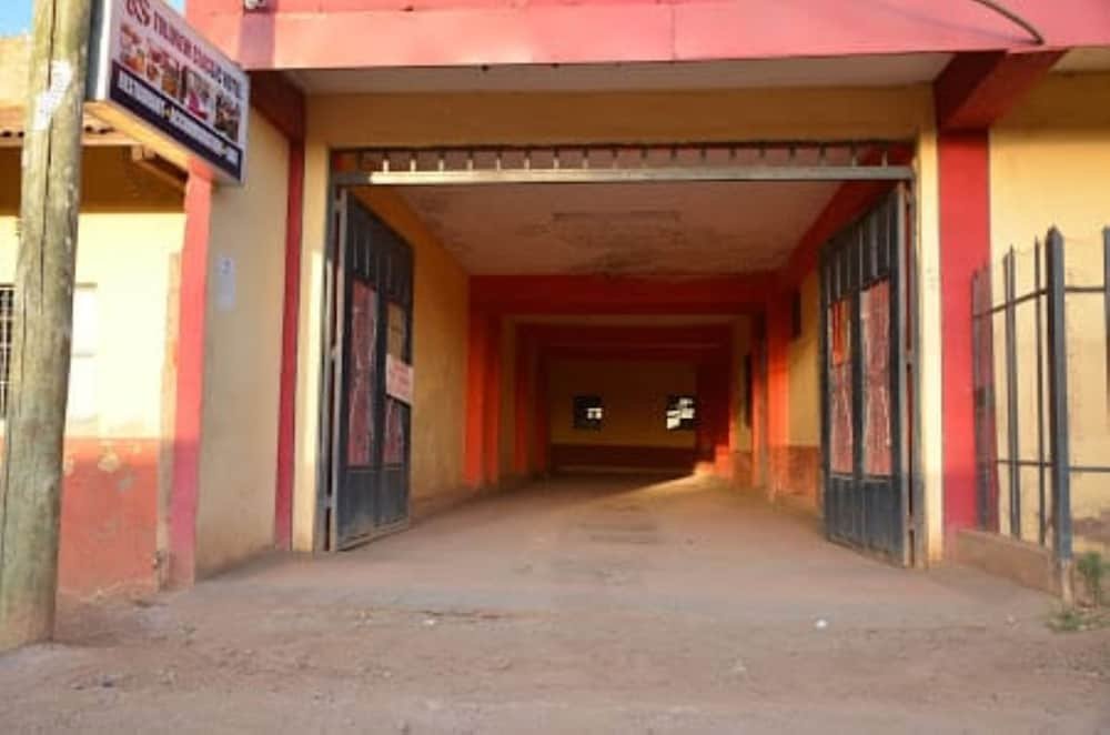 tollview classic hotel