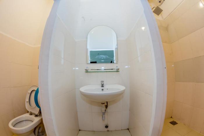 poolside villa hostel