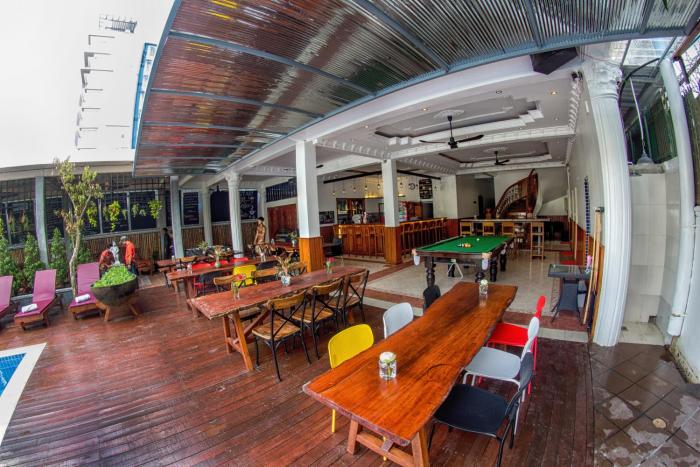 poolside villa hostel