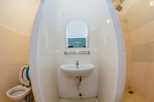 poolside villa hostel