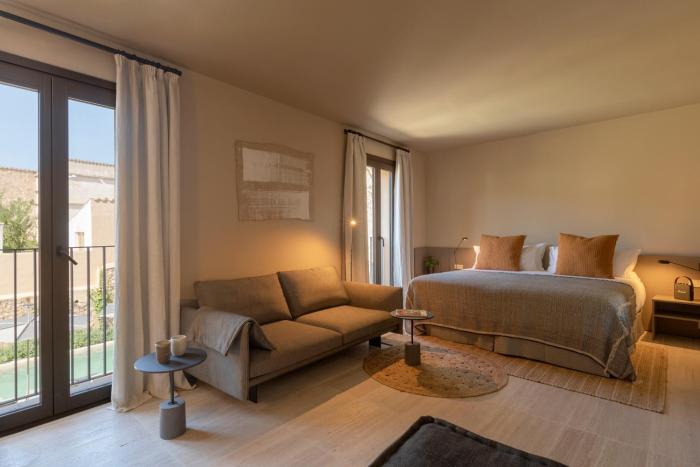 can auli luxury retreat adults only