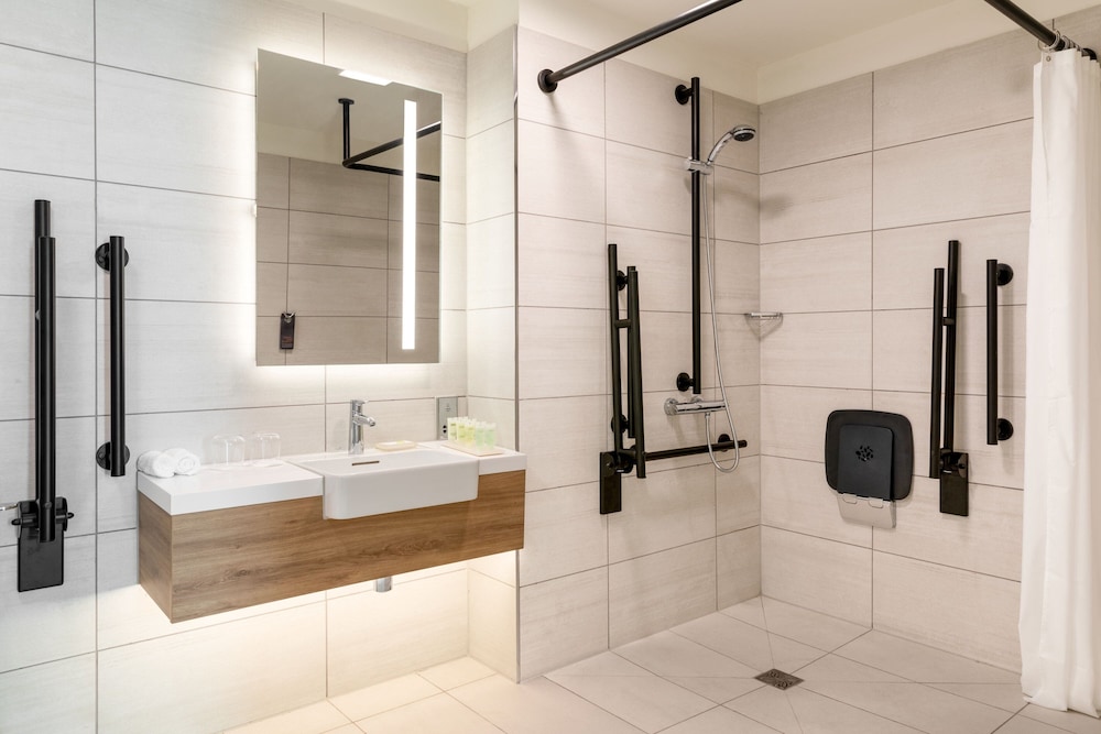 courtyard by marriott glasgow sec