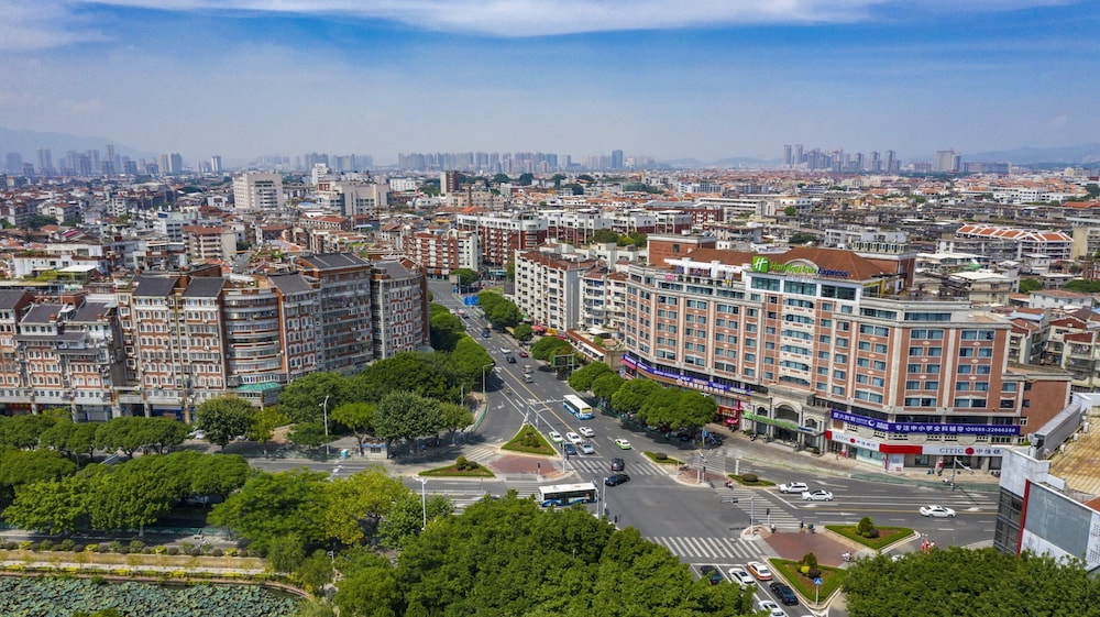 holiday inn express quanzhou city center an ihg hotel