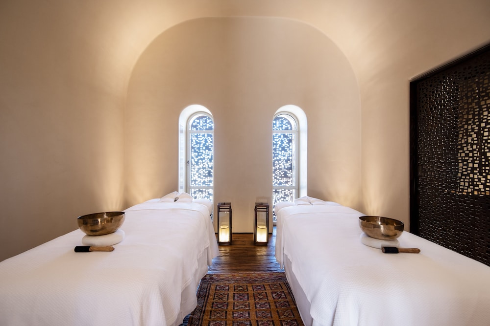 six senses shaharut