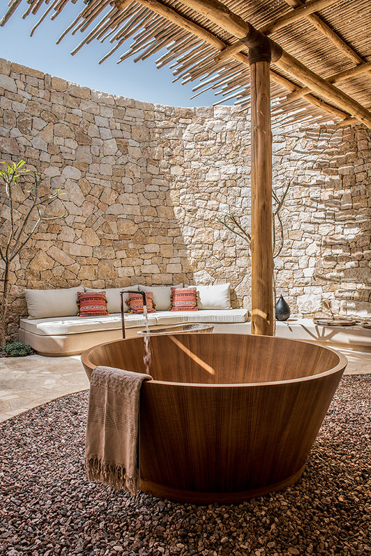 six senses shaharut