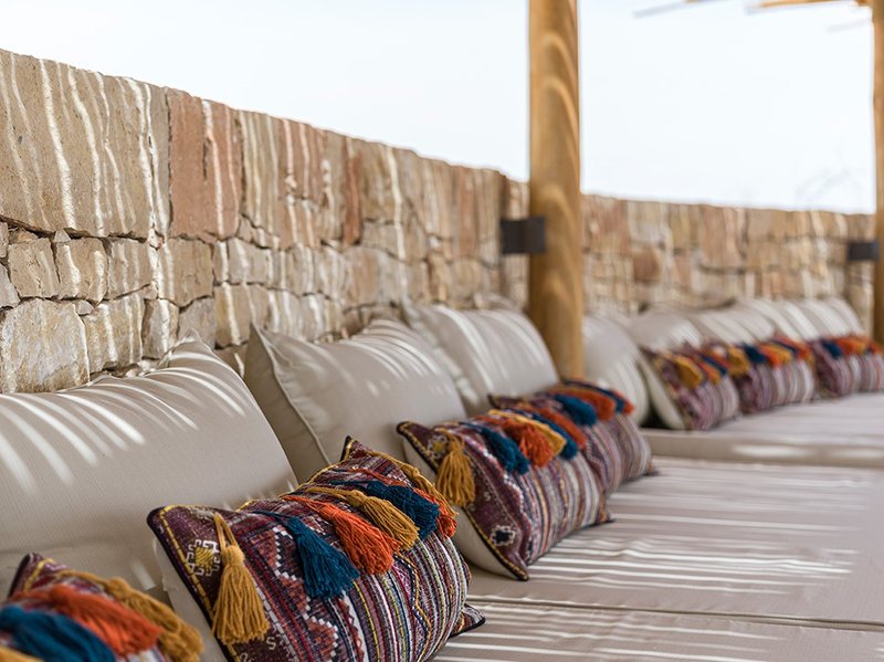 six senses shaharut