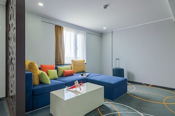 ibis styles bucharest airport