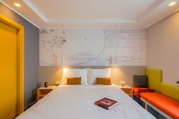 ibis styles bucharest airport