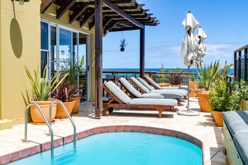 royal boutique hotel