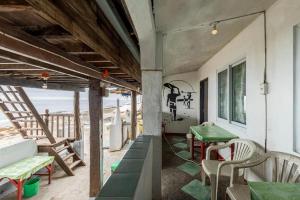 reddoorz hostel monaliza surf resort